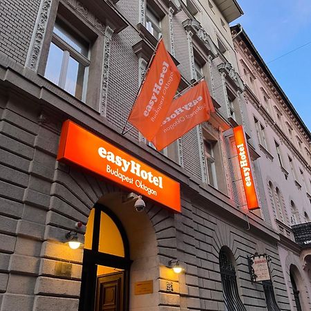 Easyhotel Budapest Oktogon Exterior photo