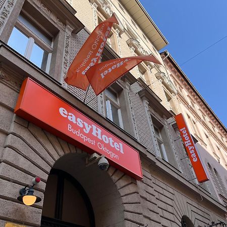 Easyhotel Budapest Oktogon Exterior photo