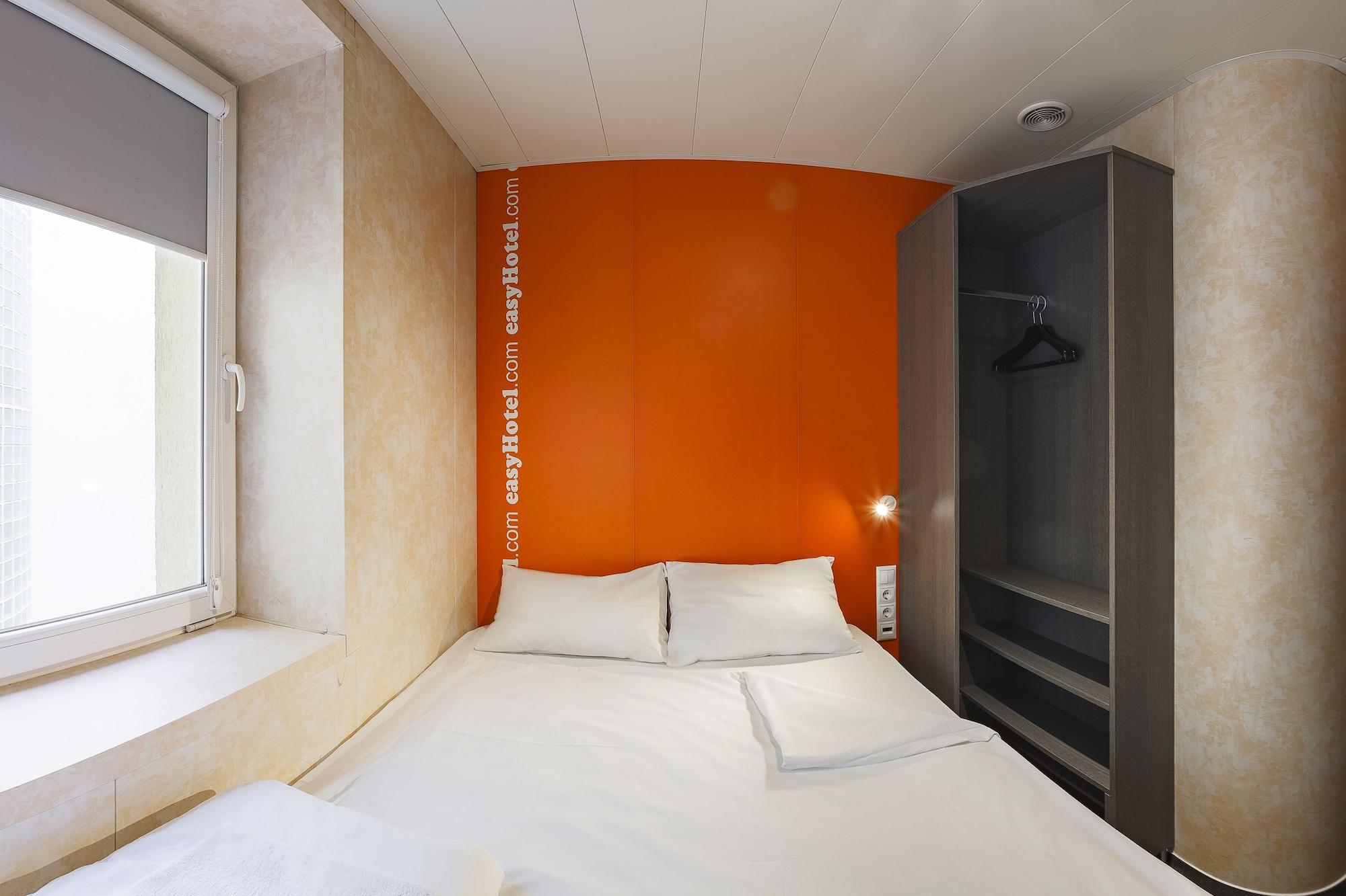 Easyhotel Budapest Oktogon Exterior photo