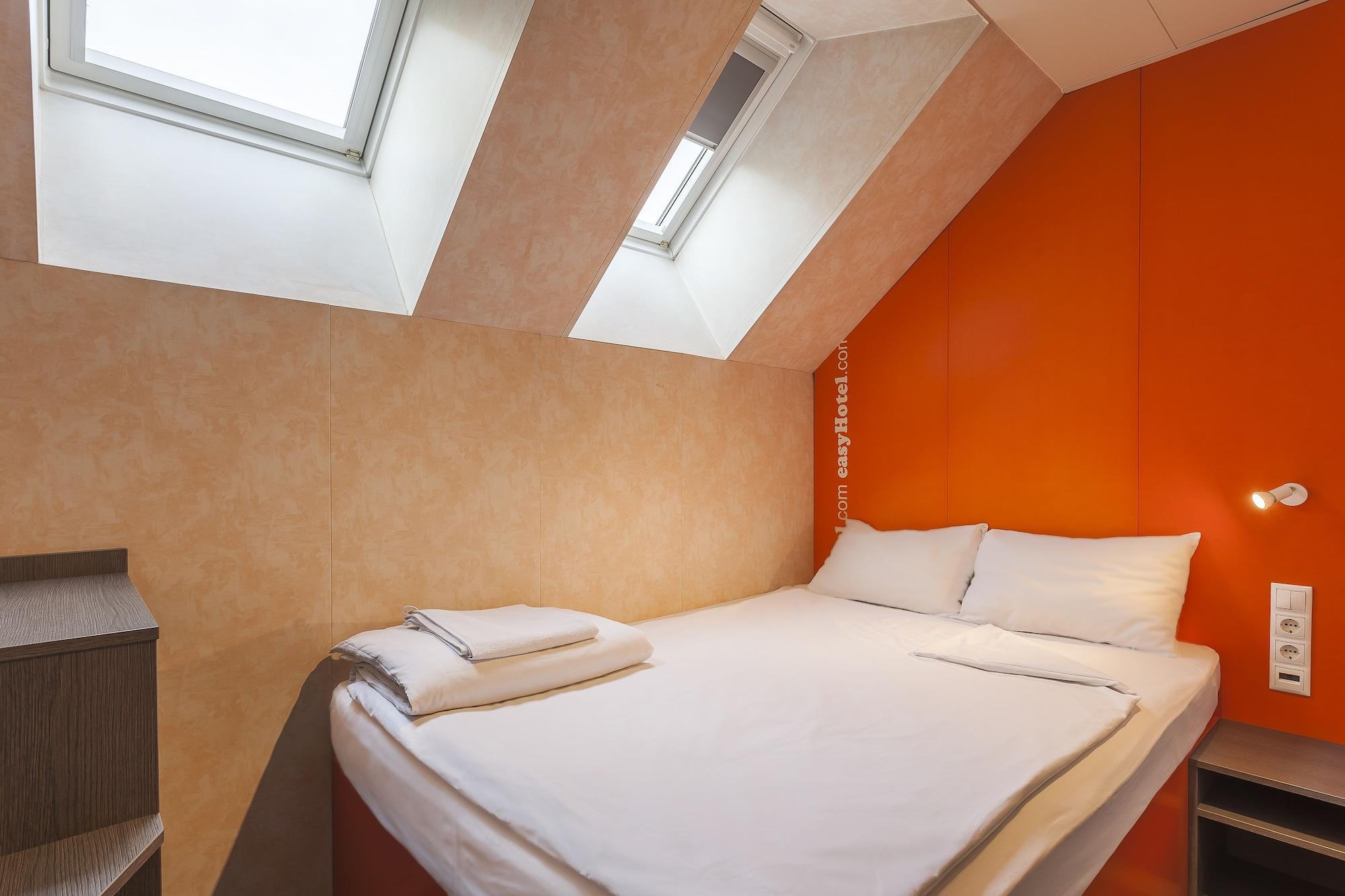 Easyhotel Budapest Oktogon Exterior photo